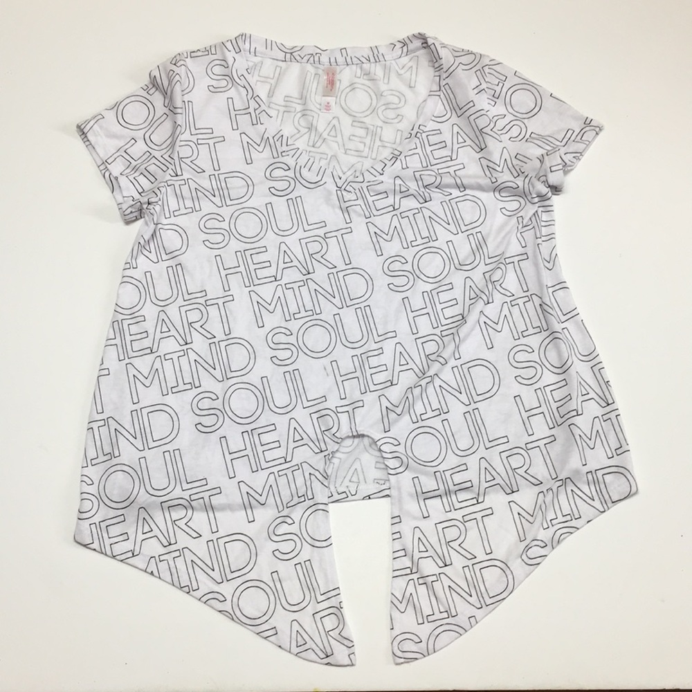 🐶 Ladies Xhilaration Top 🐶